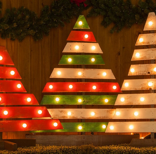 DIY Outdoor Christmas Decorations