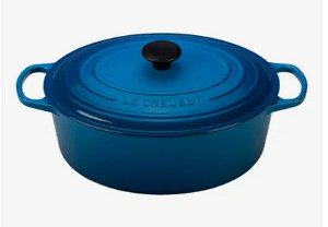 Le Creuset Signature 4.5 Qt Round Dutch Oven